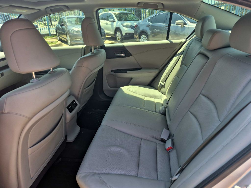 2013 Honda Accord Image 9