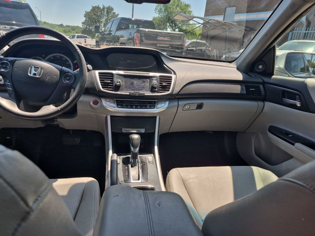 2013 Honda Accord Image 10