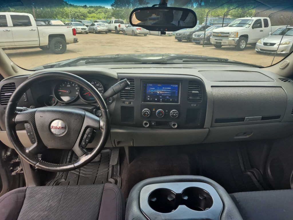 2011 GMC Sierra 1500 Image 11