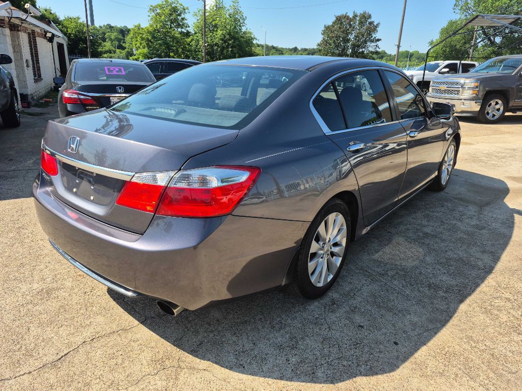 2015 Honda Accord Image 4