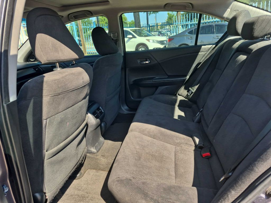 2015 Honda Accord Image 6
