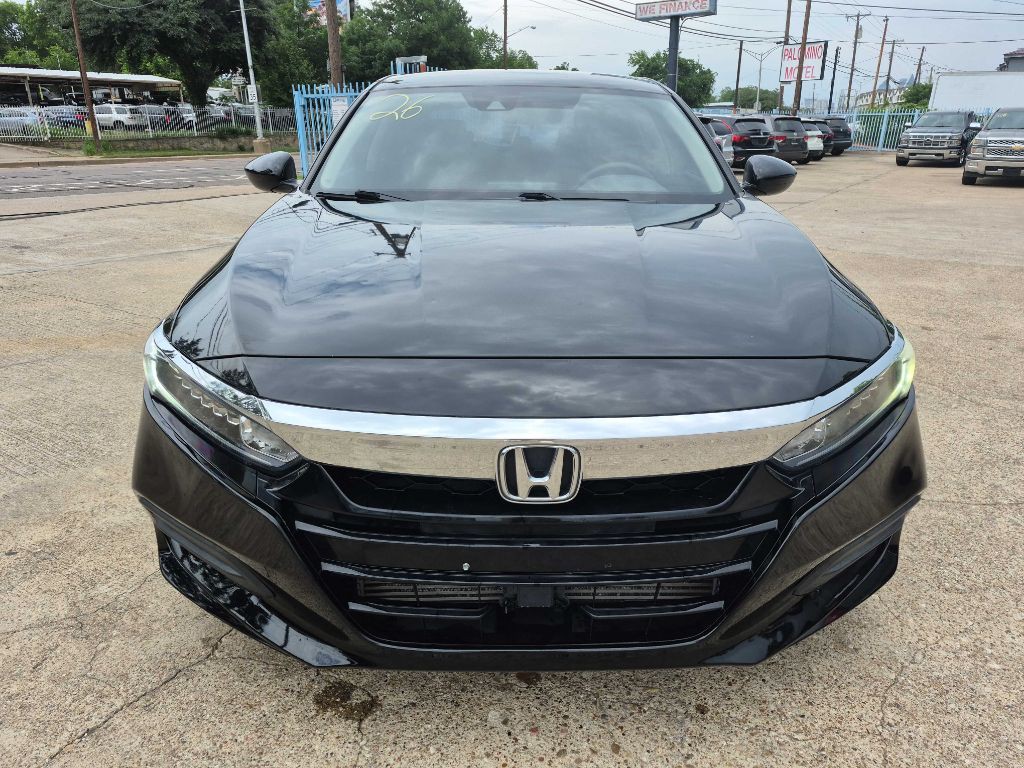 2018 Honda Accord Image 2