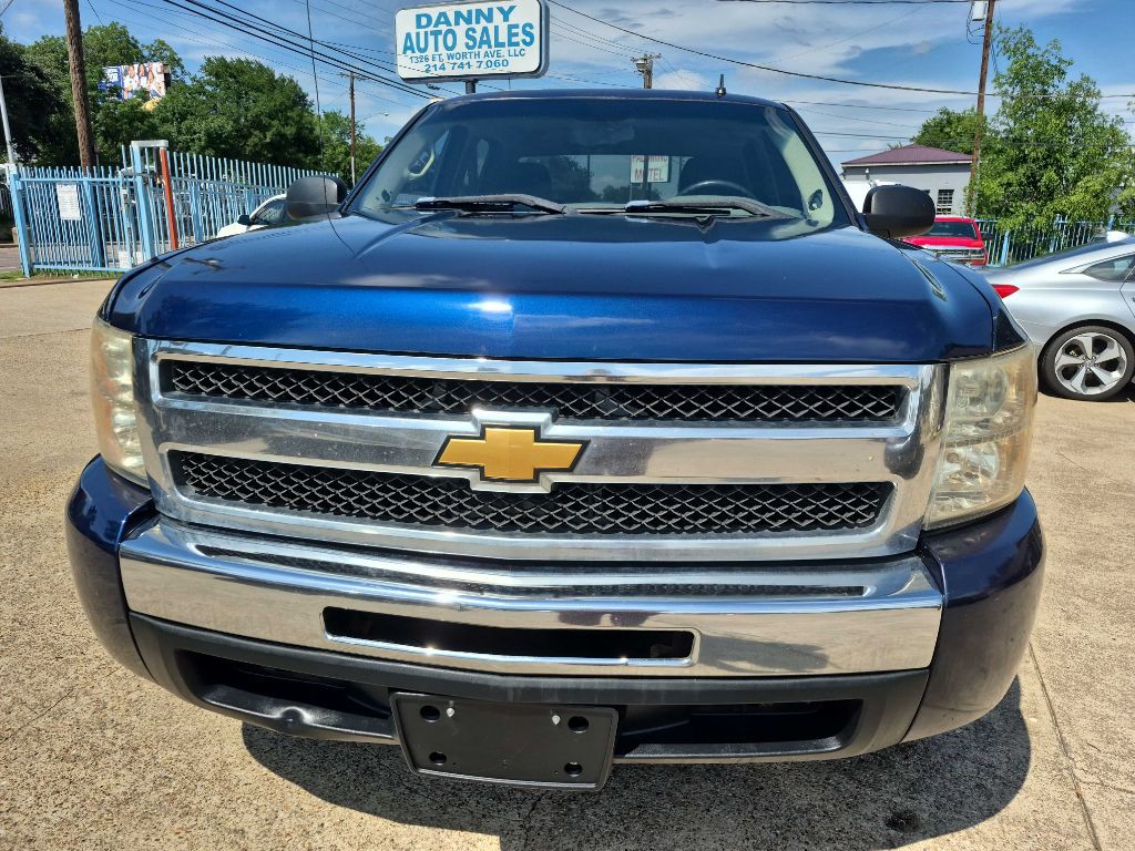 2011 Chevrolet Silverado 1500 Image 3