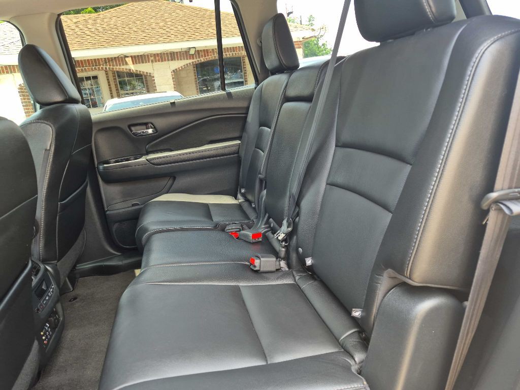 2016 Honda Pilot Image 11