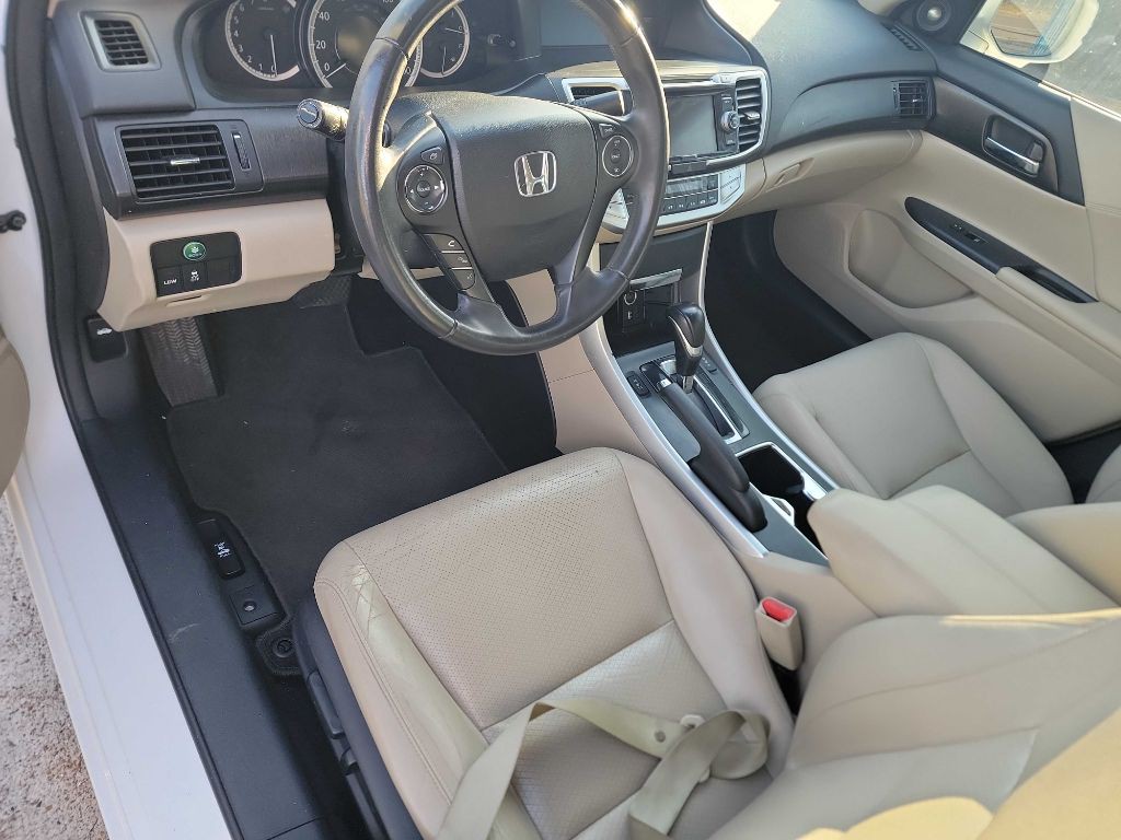 2013 Honda Accord Image 10