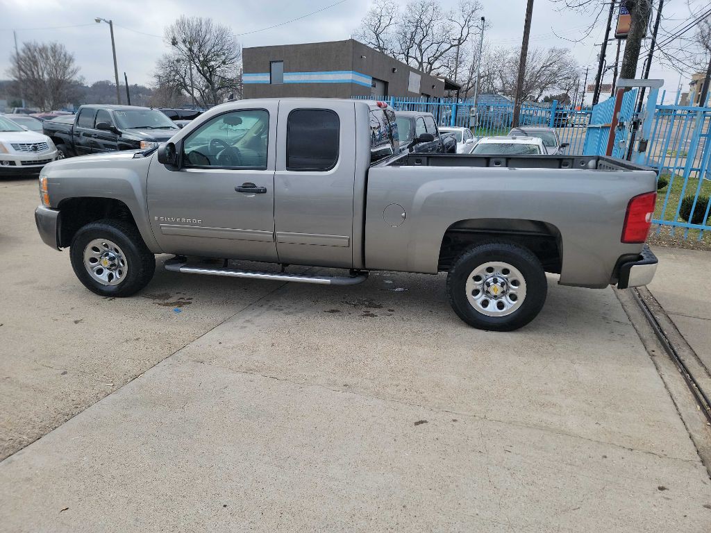 2008 Chevrolet Silverado 1500 Image 4