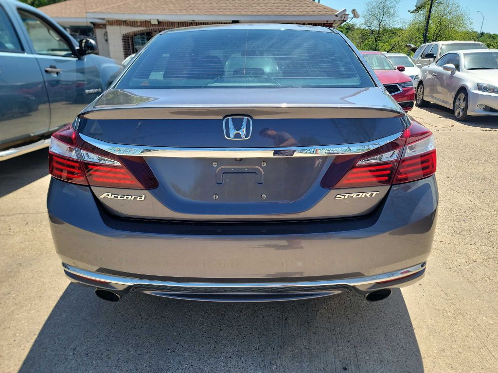 2017 Honda Accord Image 8