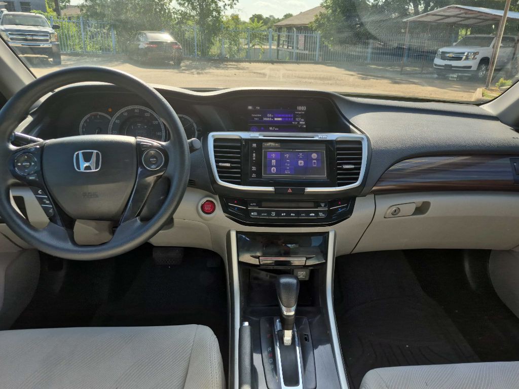 2016 Honda Accord Image 8