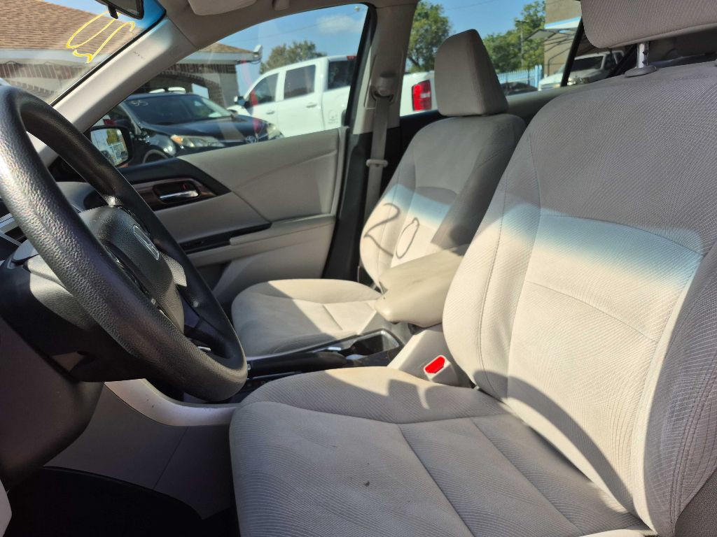 2016 Honda Accord Image 9