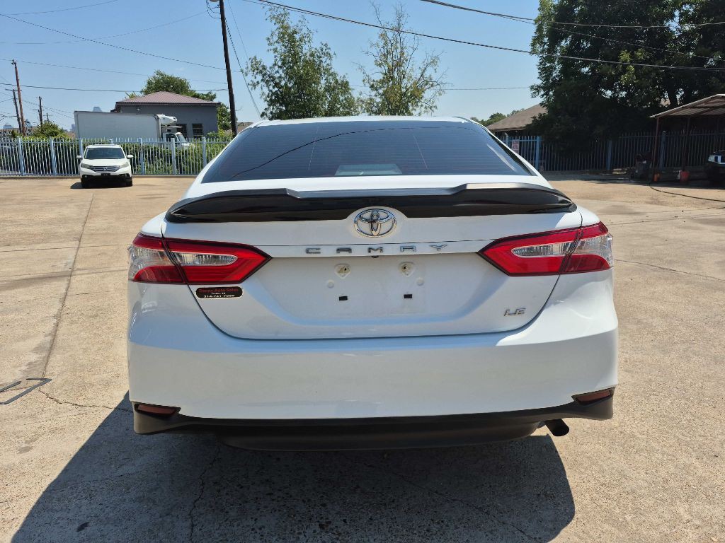 2018 Toyota Camry Image 6