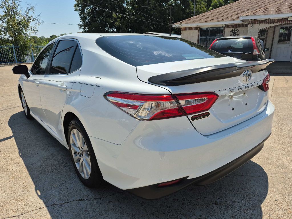 2018 Toyota Camry Image 7
