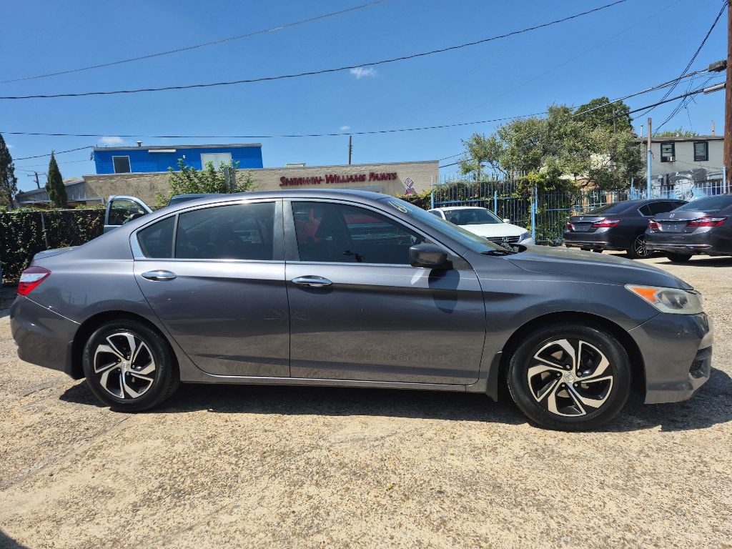 2017 Honda Accord Image 4
