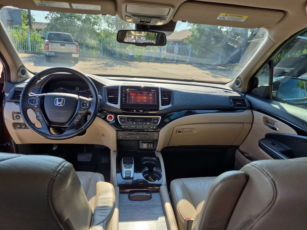 2016 Honda Pilot Image 12