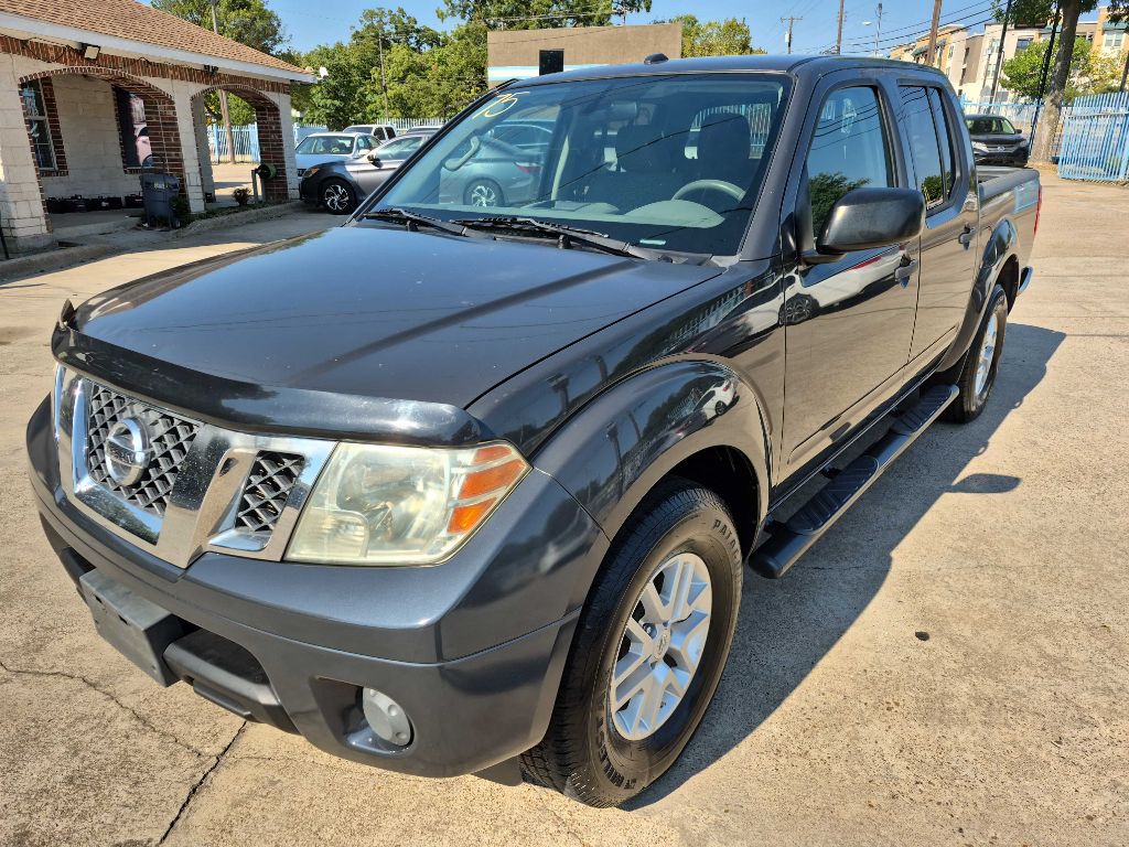 2015 Nissan Frontier Image 2