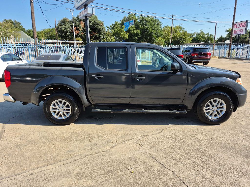 2015 Nissan Frontier Image 4