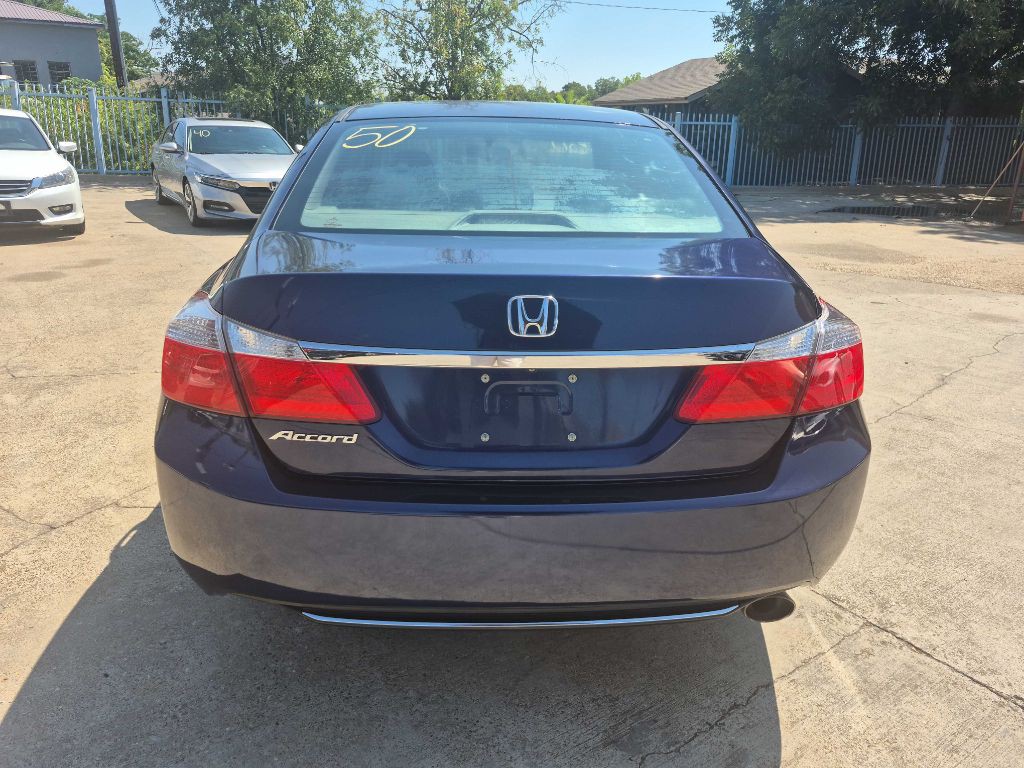 2015 Honda Accord Image 4