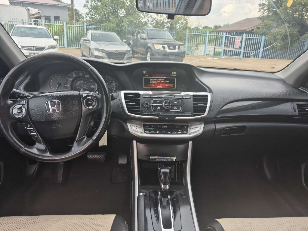 2013 Honda Accord Image 9