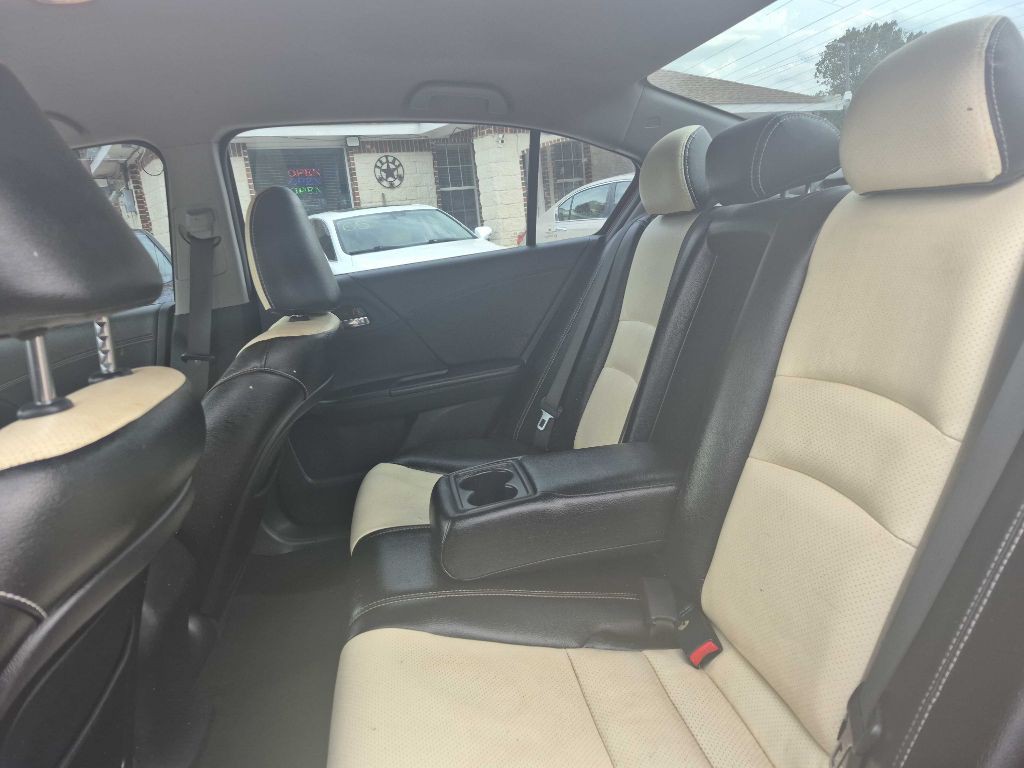 2013 Honda Accord Image 10