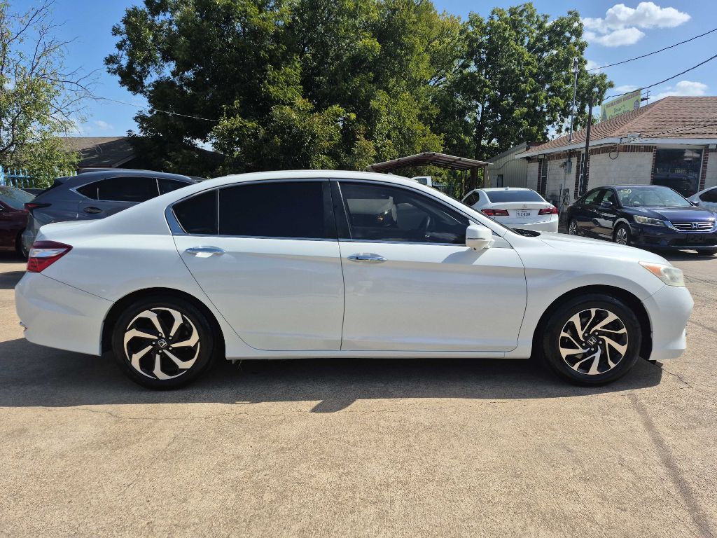 2016 Honda Accord Image 4