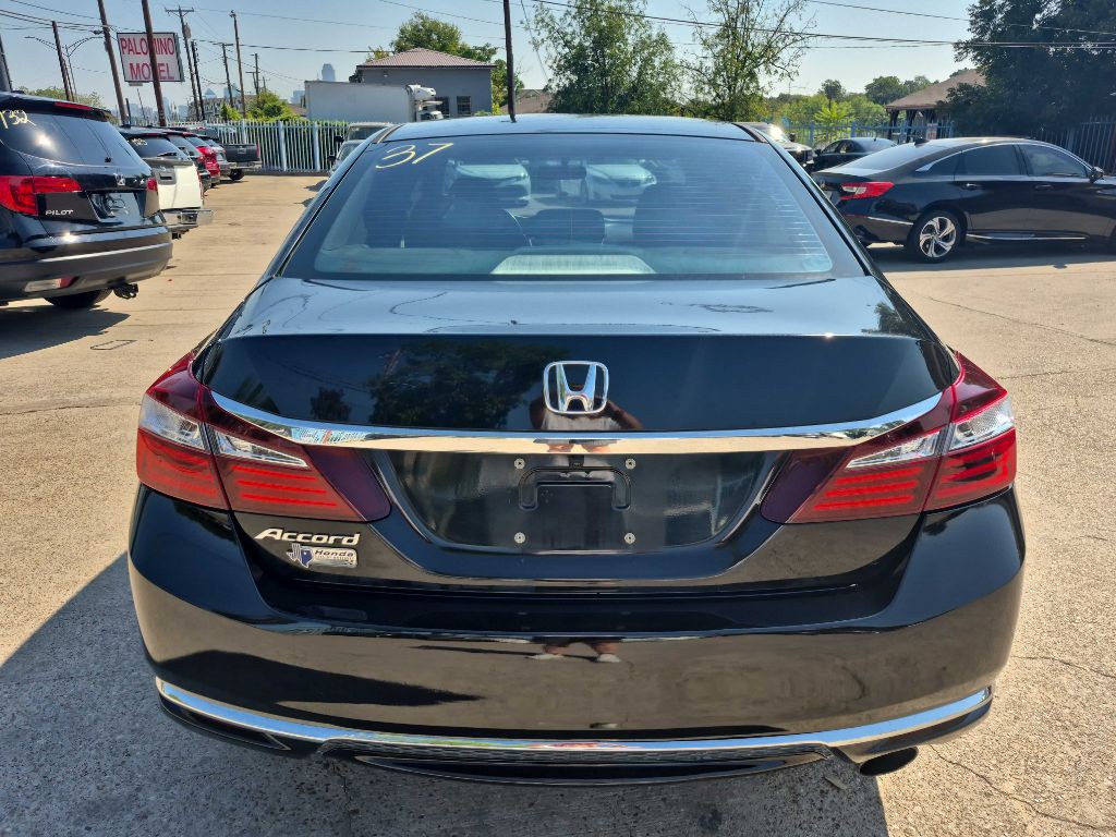 2016 Honda Accord Image 6