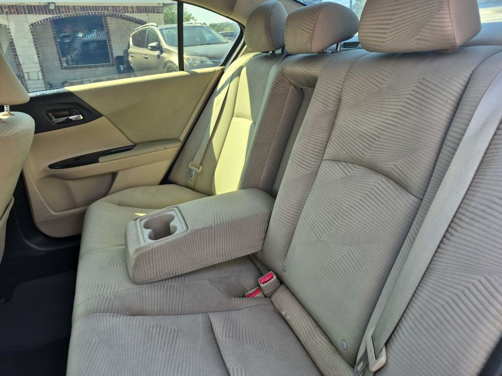 2016 Honda Accord Image 10