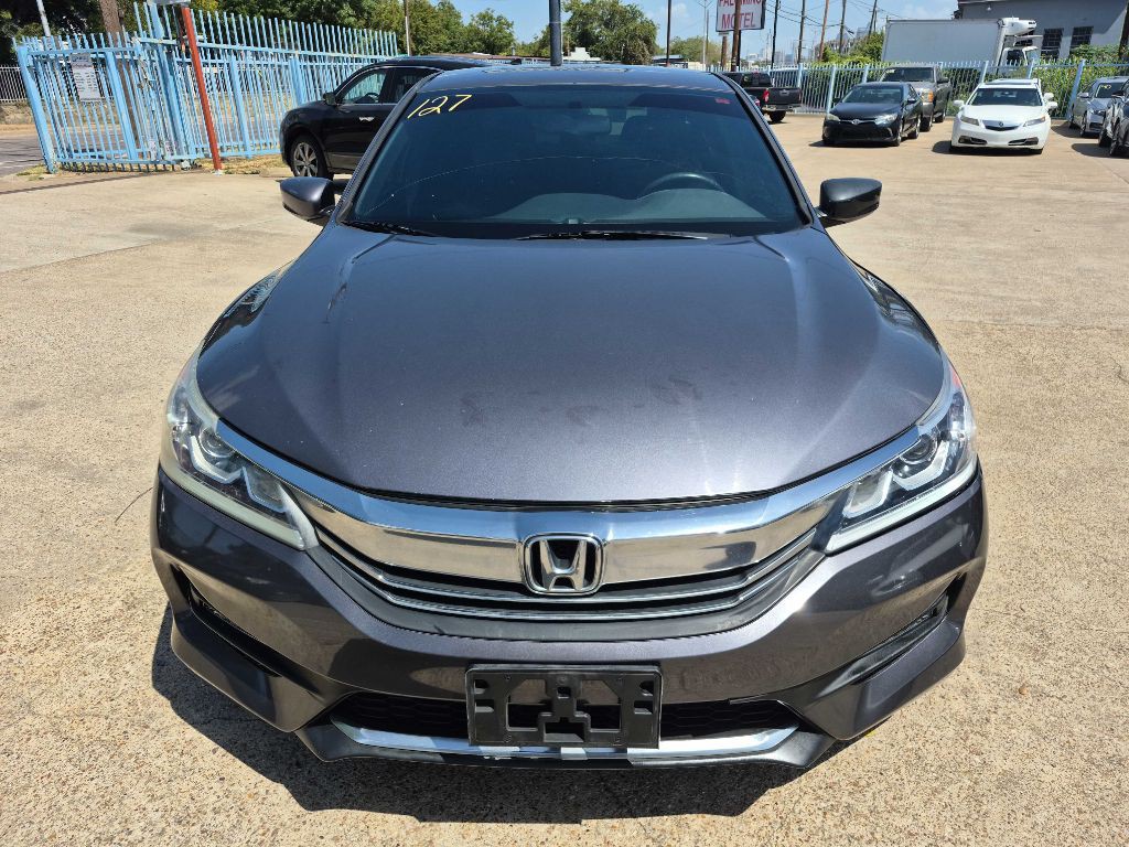 2017 Honda Accord Image 4