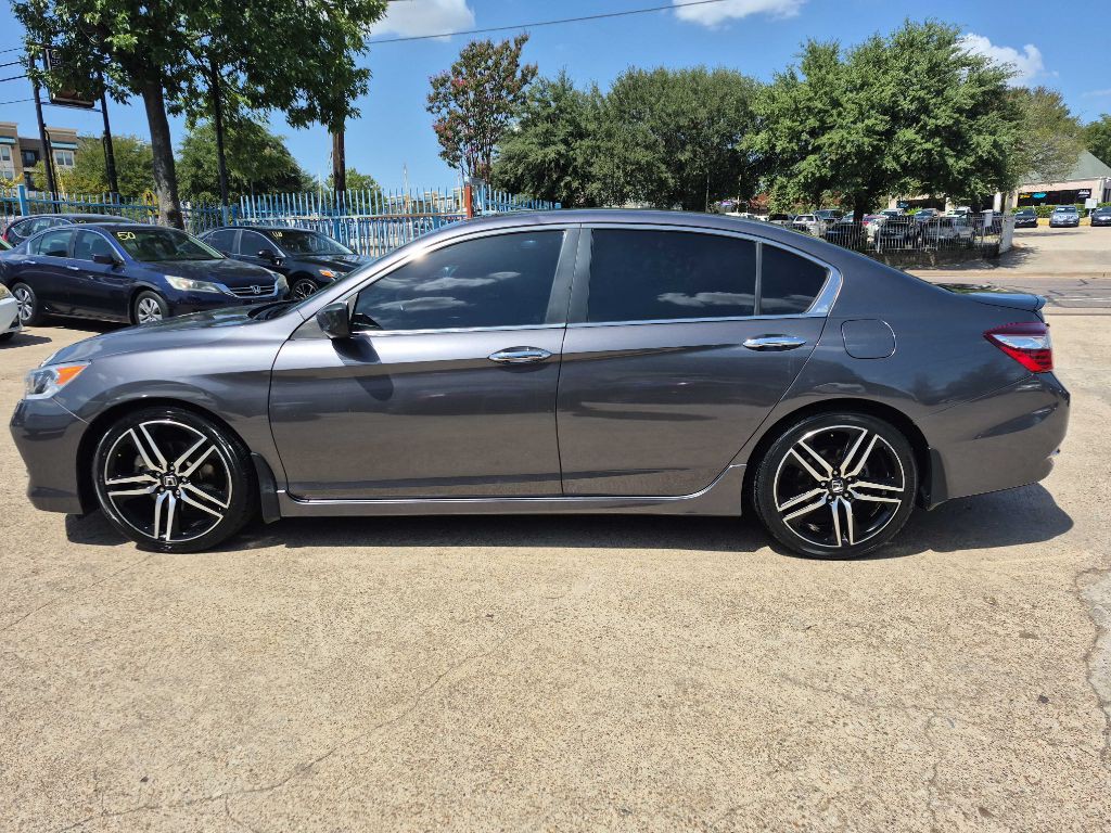 2017 Honda Accord Image 8