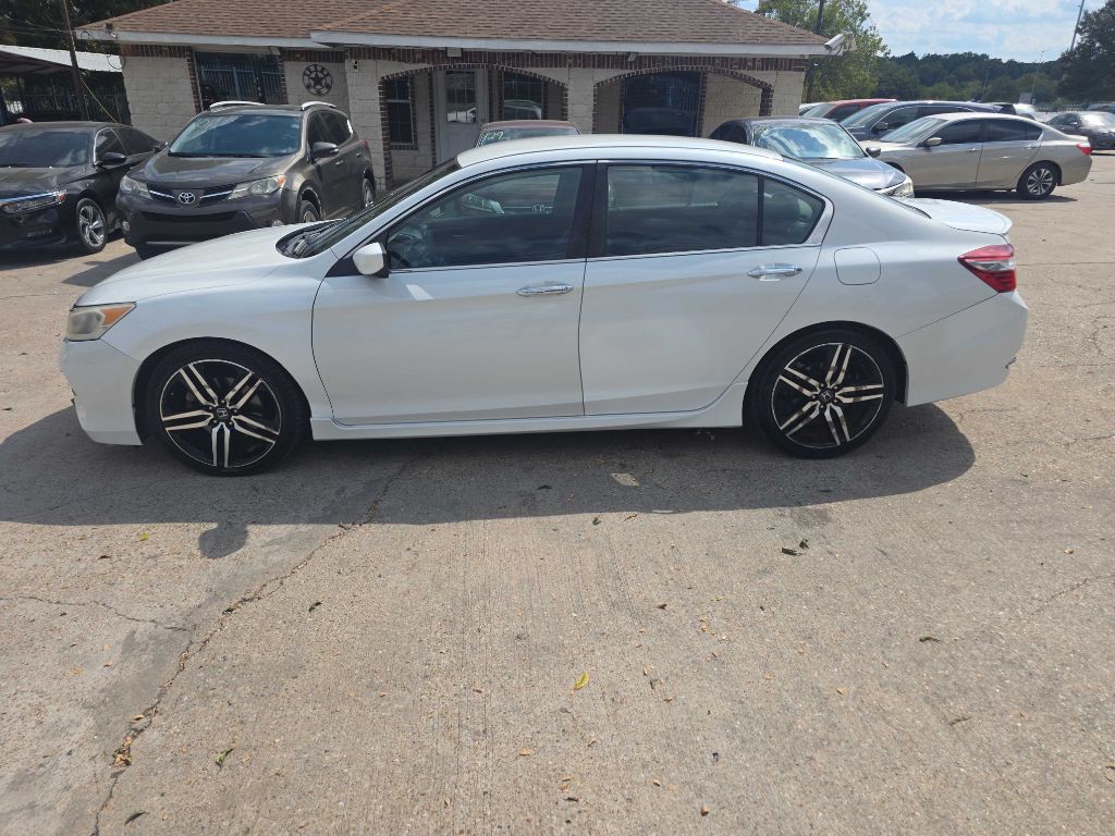 2017 Honda Accord Image 6