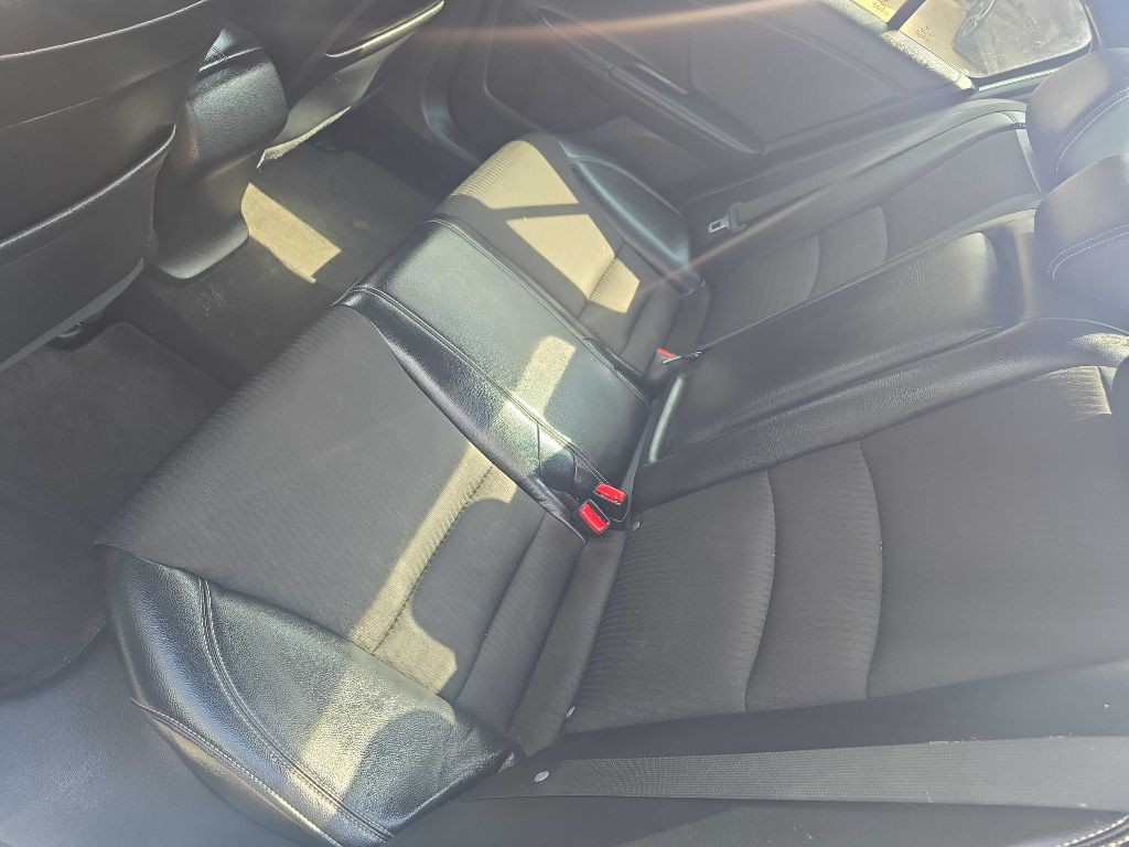 2017 Honda Accord Image 7
