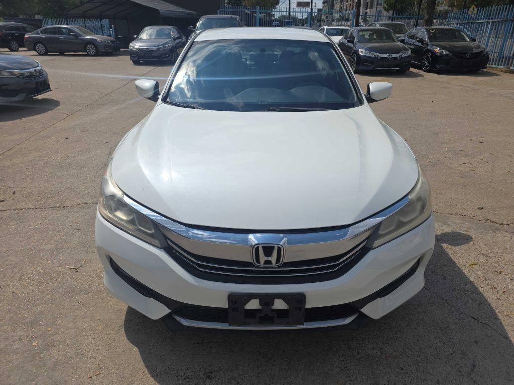 2017 Honda Accord Image 10