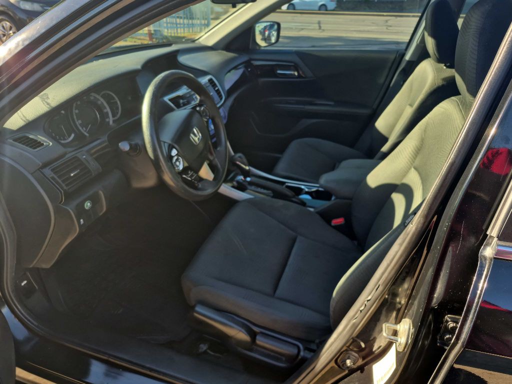 2016 Honda Accord Image 9