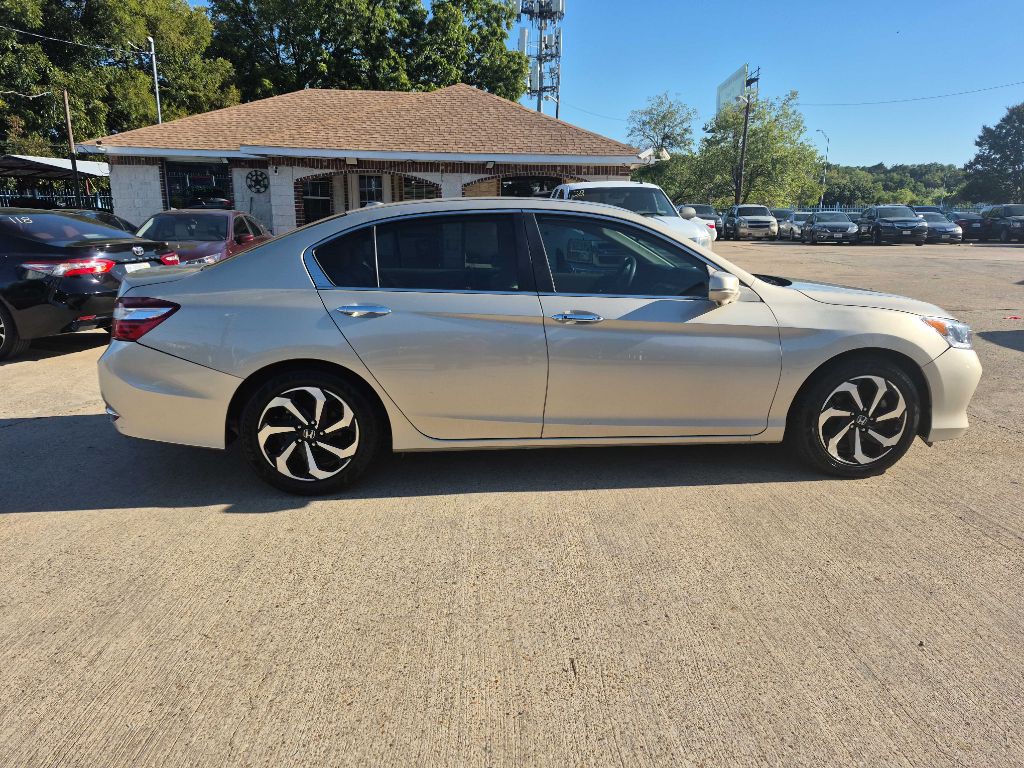 2016 Honda Accord Image 4
