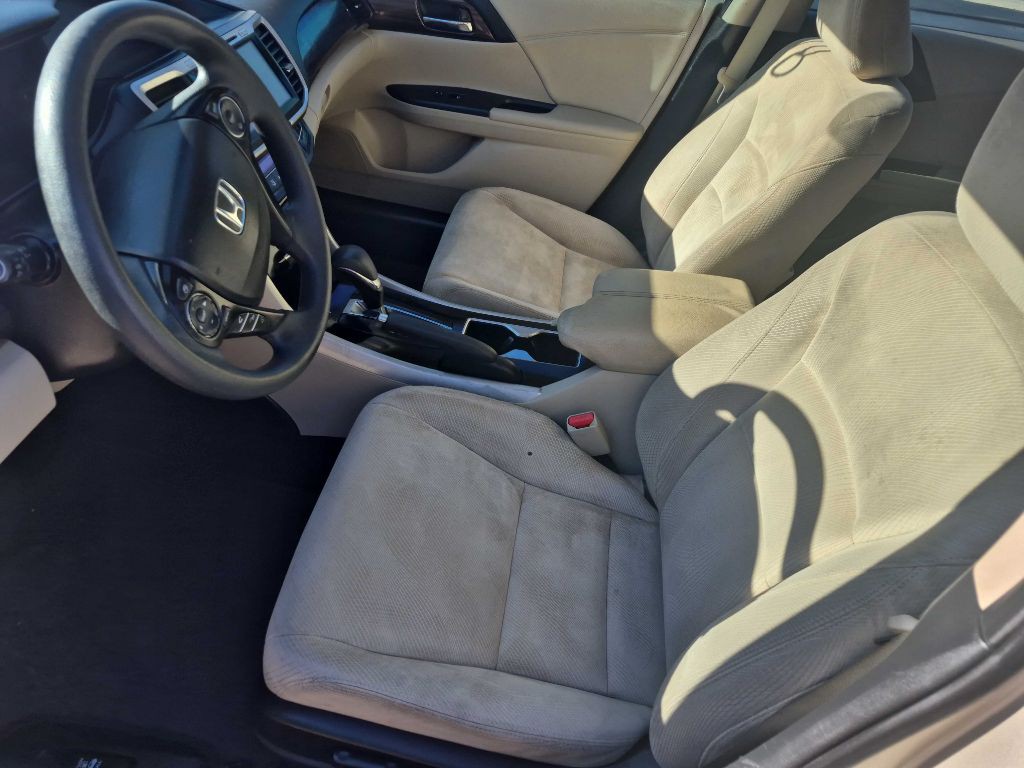 2016 Honda Accord Image 10