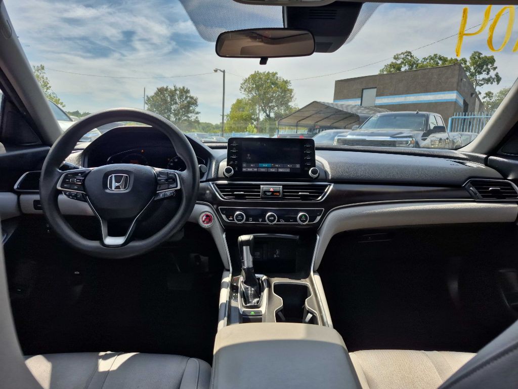 2019 Honda Accord Image 10