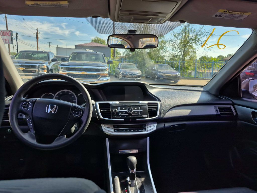 2015 Honda Accord Image 9