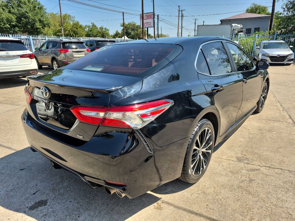 2018 Toyota Camry Image 3