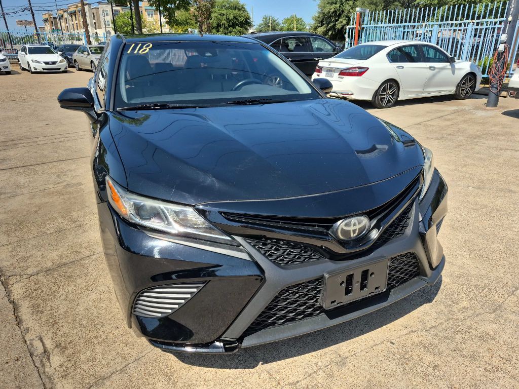 2018 Toyota Camry Image 4
