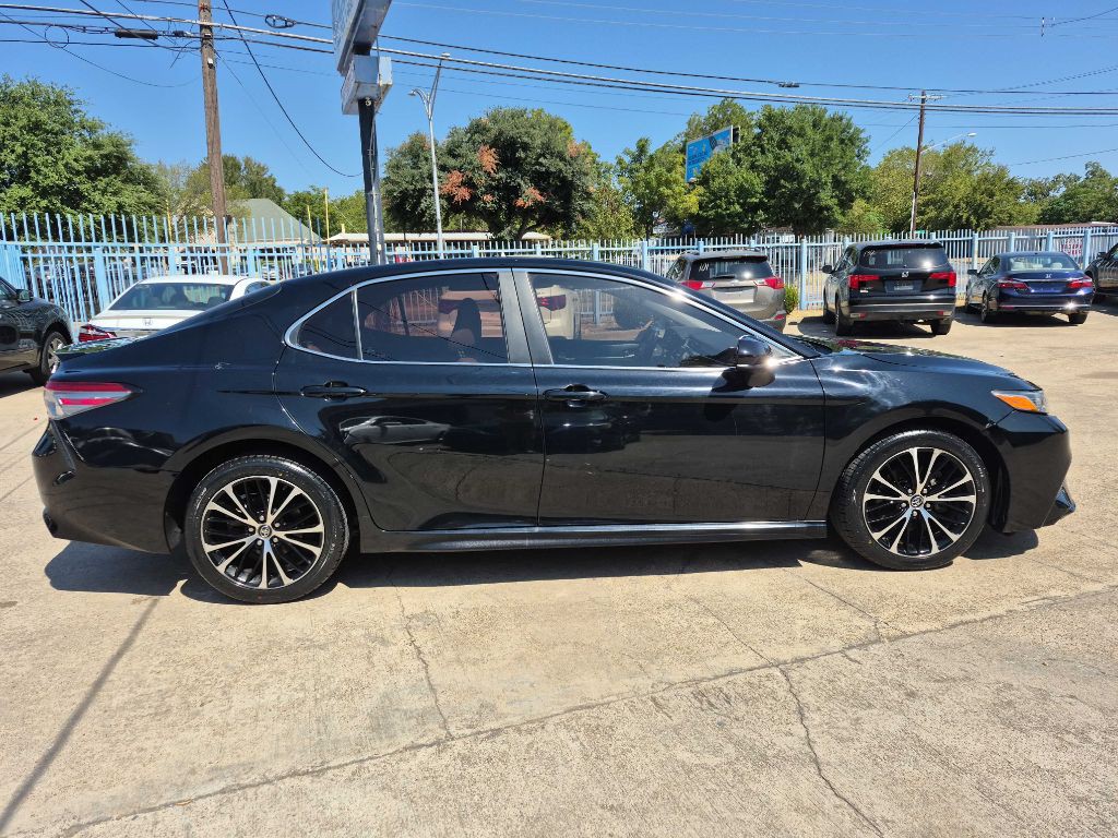 2018 Toyota Camry Image 5