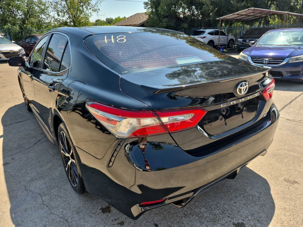 2018 Toyota Camry Image 6