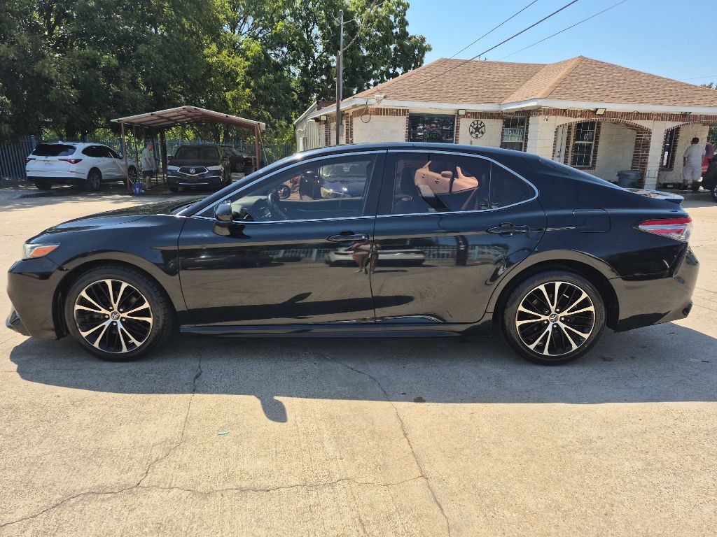 2018 Toyota Camry Image 9