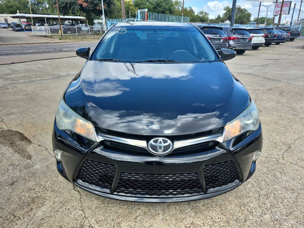2017 Toyota Camry Image 4