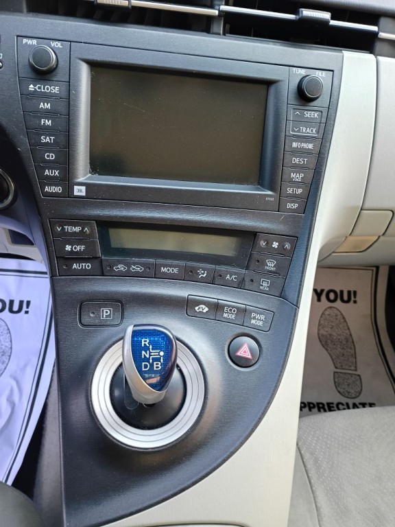 2010 Toyota Prius Image 13