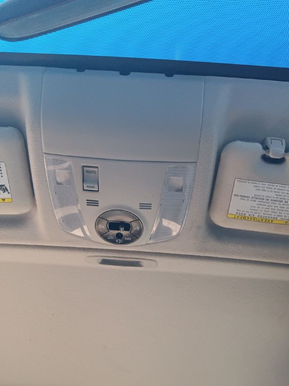2010 Toyota Prius Image 15