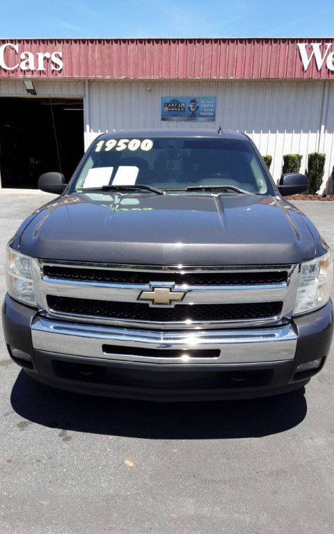2011 Chevrolet Silverado 1500 Image 2