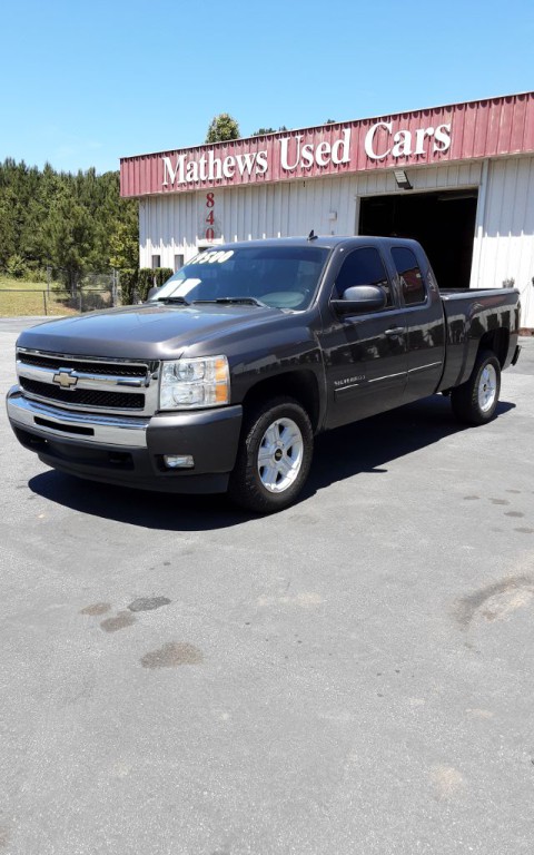 2011 Chevrolet Silverado 1500 Image 3