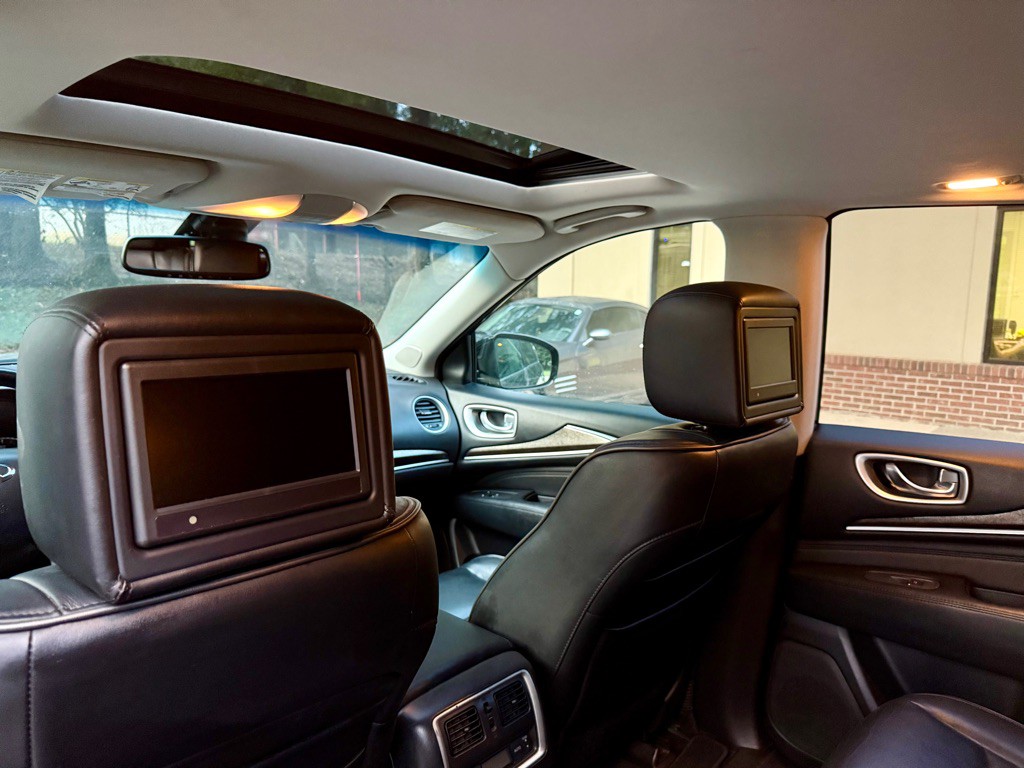 2015 INFINITI QX60 Image 11