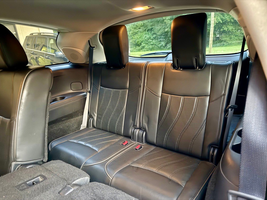 2015 INFINITI QX60 Image 12