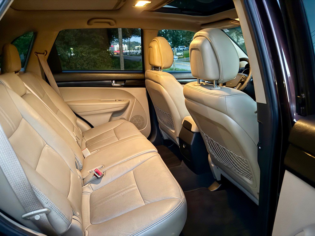 2011 Kia Sorento Image 11