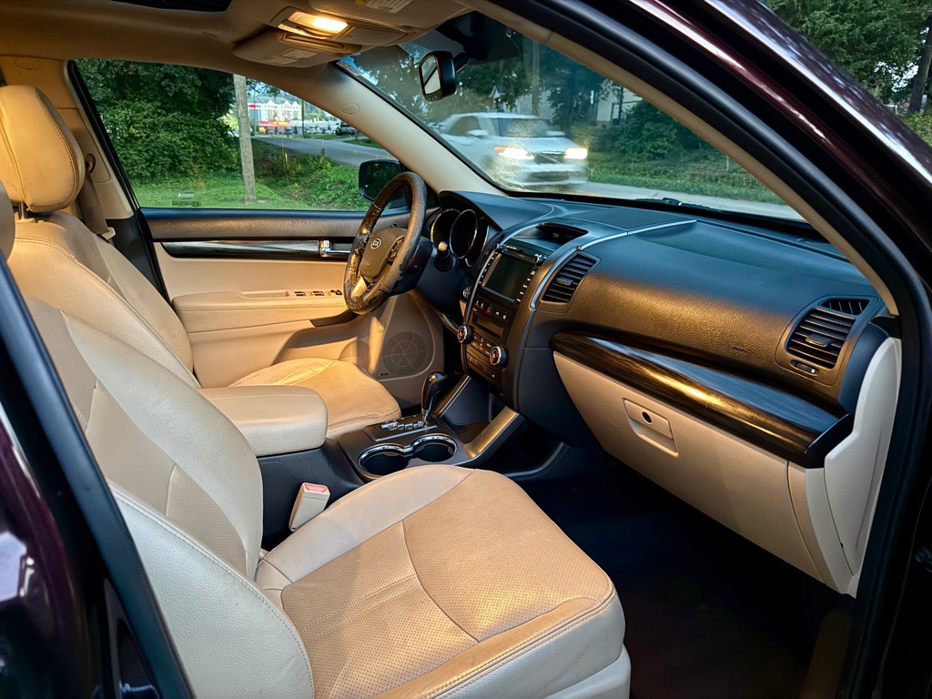 2011 Kia Sorento Image 13