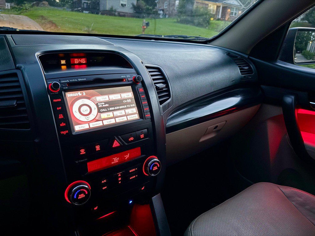 2011 Kia Sorento Image 15